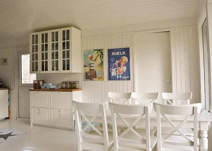 Сasa de vacaciones Four-bedroom In Hornbak
